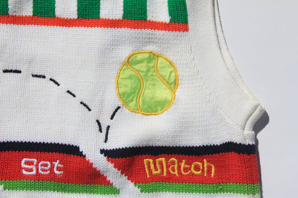White game set match sweater vest