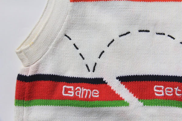 White game set match sweater vest